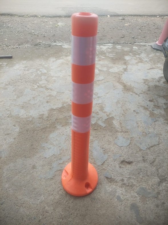 Flexible Spring Post